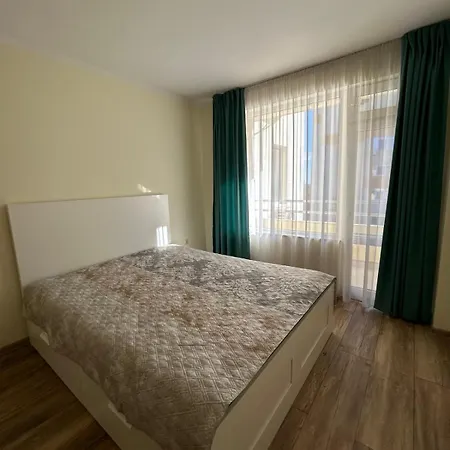 Burgas Lägenhet